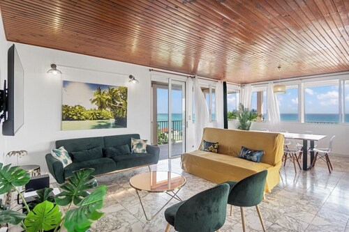 Rooftop with Sea View