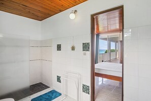 3 Schlafzimmer, Bügeleisen/Bügelbrett, Reisekinderbett, kostenloses WLAN