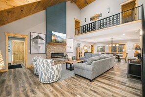 Smart TV, fireplace, video games