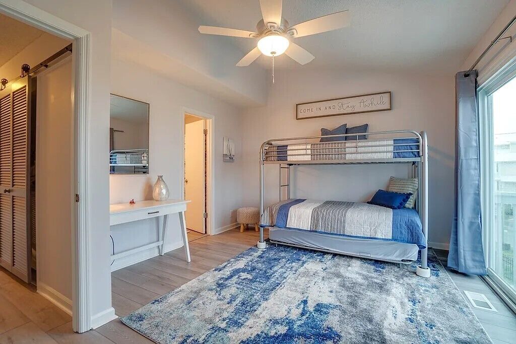 3 Schlafzimmer, Schreibtisch, Bügeleisen/Bügelbrett, kostenloses WLAN