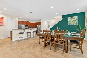Dining - 11BR Modern Villa • Star Wars • Pool • Near Disney (Kissimmee)
