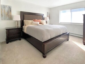 2 bedrooms, iron/ironing board, travel crib, free WiFi