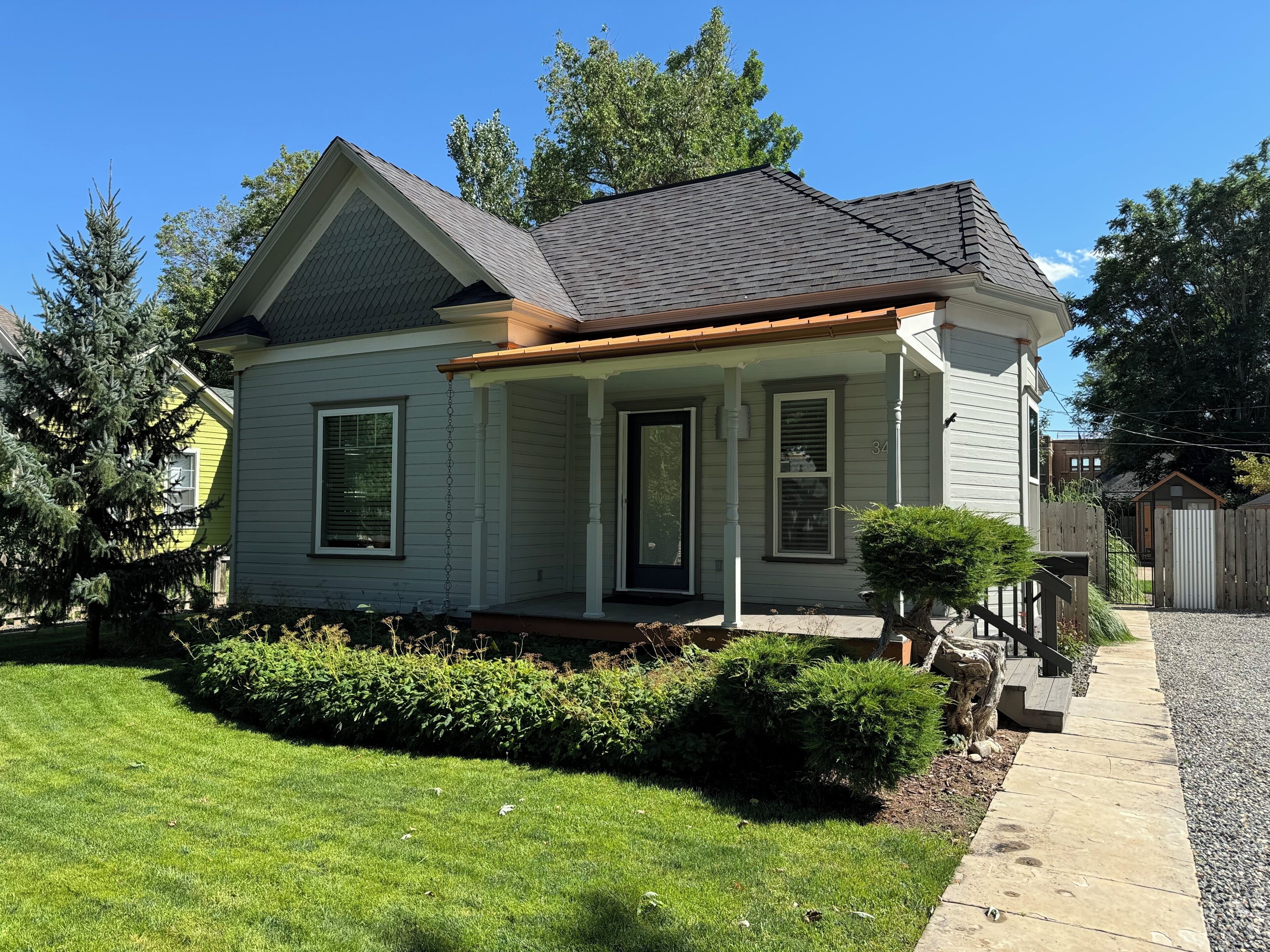 Charming Cottage Steps Away from Downtown Loveland