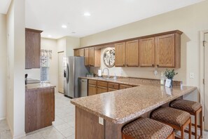 Fridge, microwave, oven, stovetop - Central Branson Retreat: Poolside 2-Bedroom Condo (Branson)