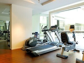 Fitness facility - Charming 2-bedroom apartment w/balcony, view, rooftop pool, WiFi in Buenos Aires (Buenos Aires)