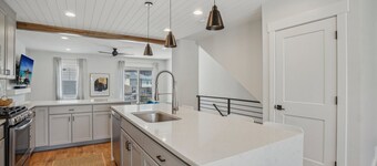 Townhome Close to Park City Resort & Reservoir Dog-Friendly