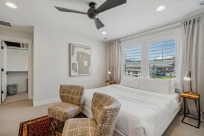 4 Schlafzimmer, Bügeleisen/Bügelbrett, kostenloses WLAN, Bettwäsche