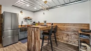 Private kitchen - Pet Friendly Cabin in Ellijay Ga

 (Ellijay)