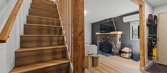 Frosty Pines Cabin: Cozy 2 Bedroom Family Retreat