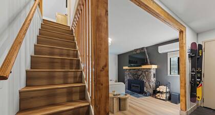 Frosty Pines Cabin: Cozy 2 Bedroom Family Retreat