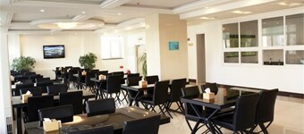 Runyang Jiayue Hotel (Dalian Jinzhou Railway Station)