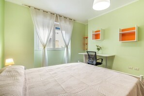 3 Schlafzimmer, Bügeleisen/Bügelbrett, WLAN, Bettwäsche