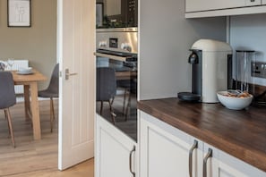 House, Garden View | Private kitchen