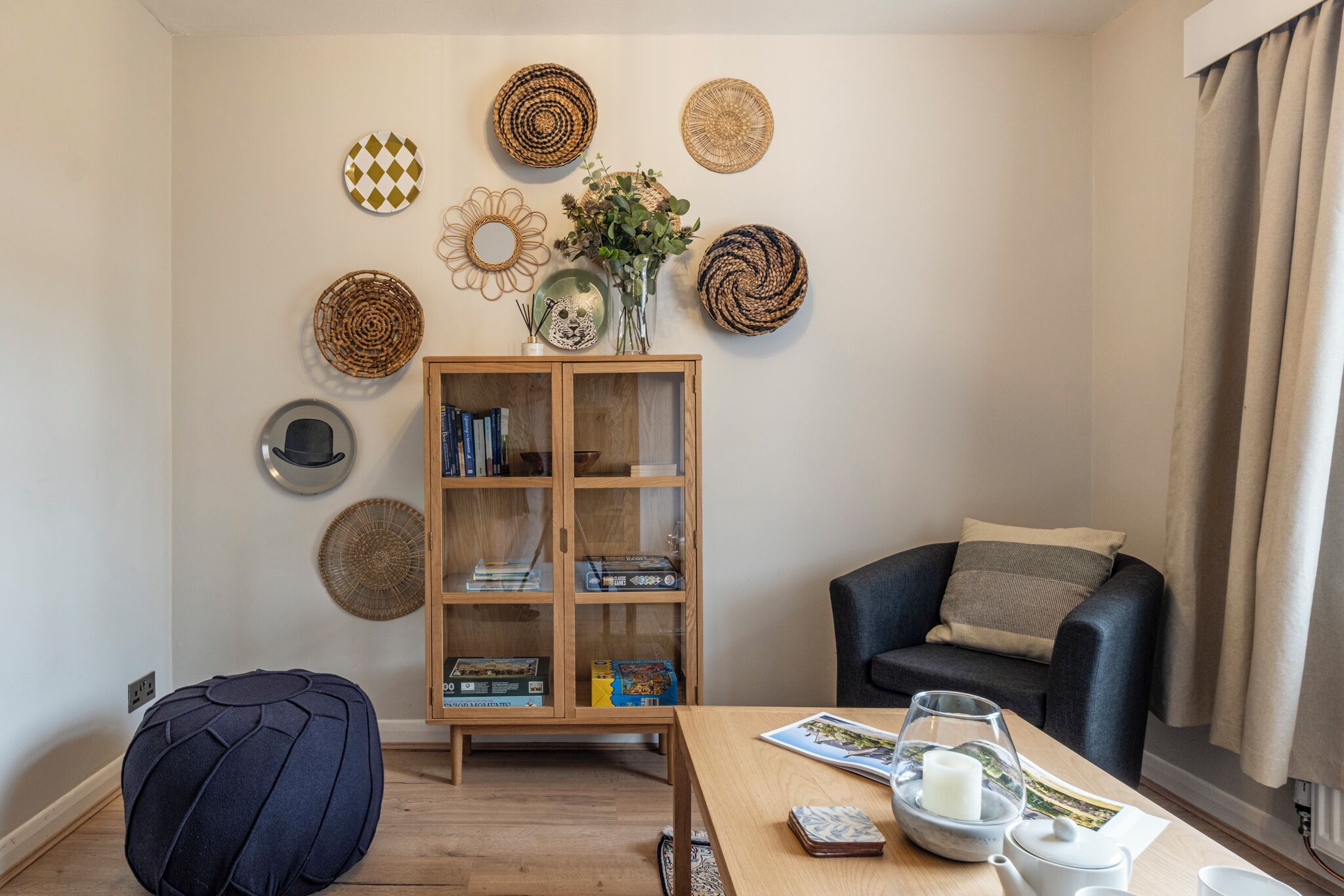 House, Garden View | Living area | Flat-screen TV