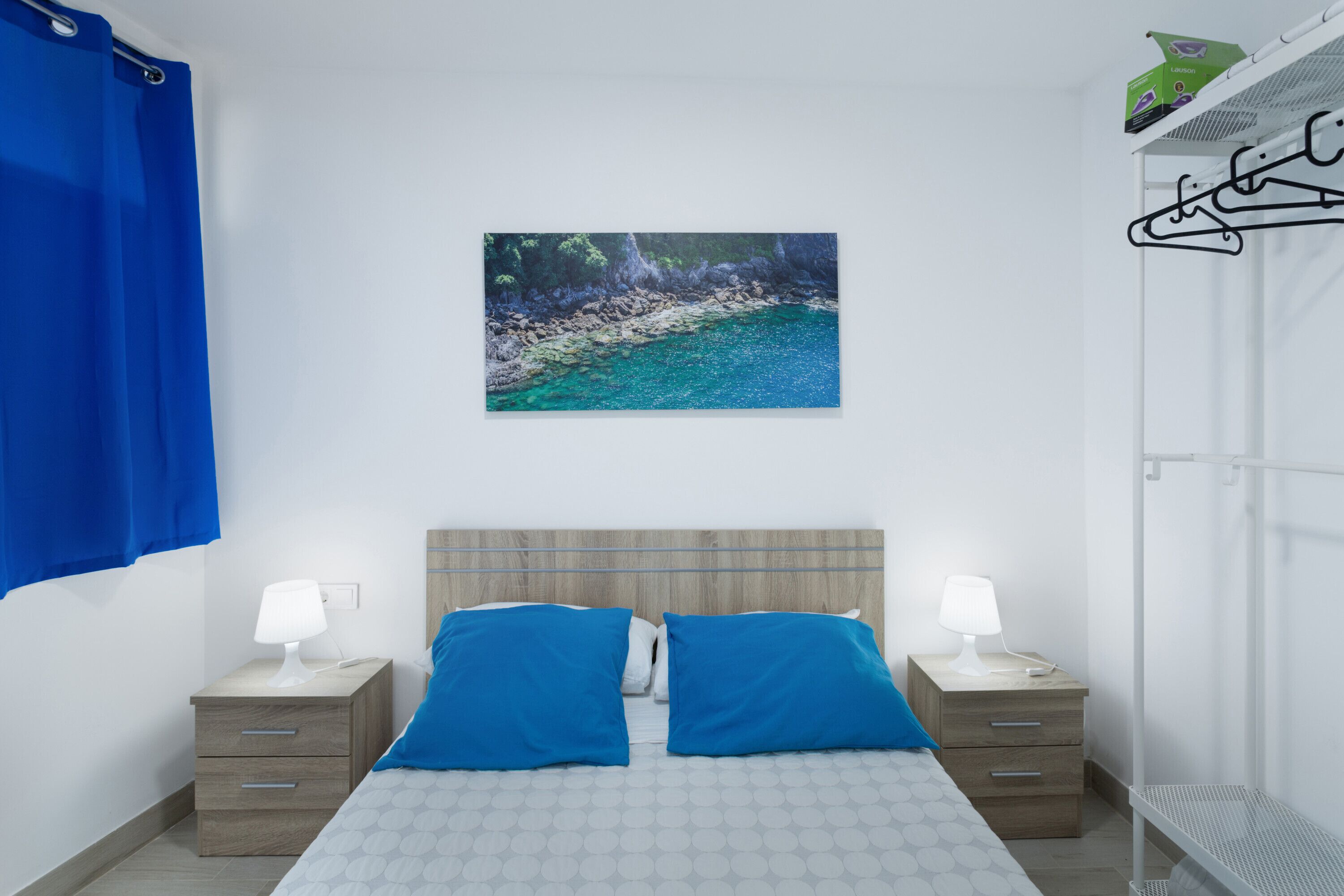 1 chambre, fer et planche à repasser, Wi-Fi gratuit, draps fournis