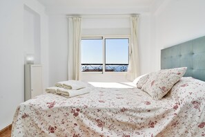 2 soverom, strykejern/-brett, wi-fi (inkludert) og sengetøy