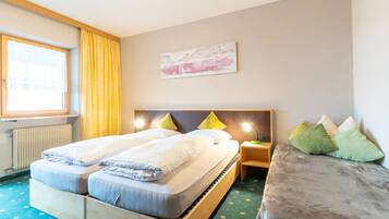 1 bedroom, free WiFi, bed sheets