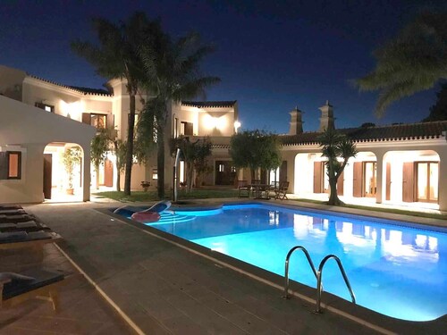 Villa 'Quinta Dos Fontanais' avec Vue sur la Mer, Wi-Fi et Climatisation