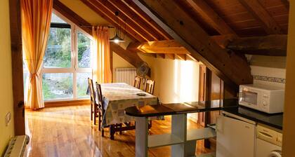 Apartment 'Kabila Enea 2' with Mountain View, Private Garden and Wi-Fi