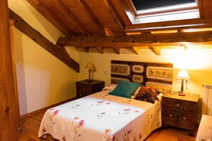 2 bedrooms, free WiFi - Apartment 'Kabila Enea 2' with Mountain View, Private Garden and Wi-Fi (Uztárroz/Uztarroze)