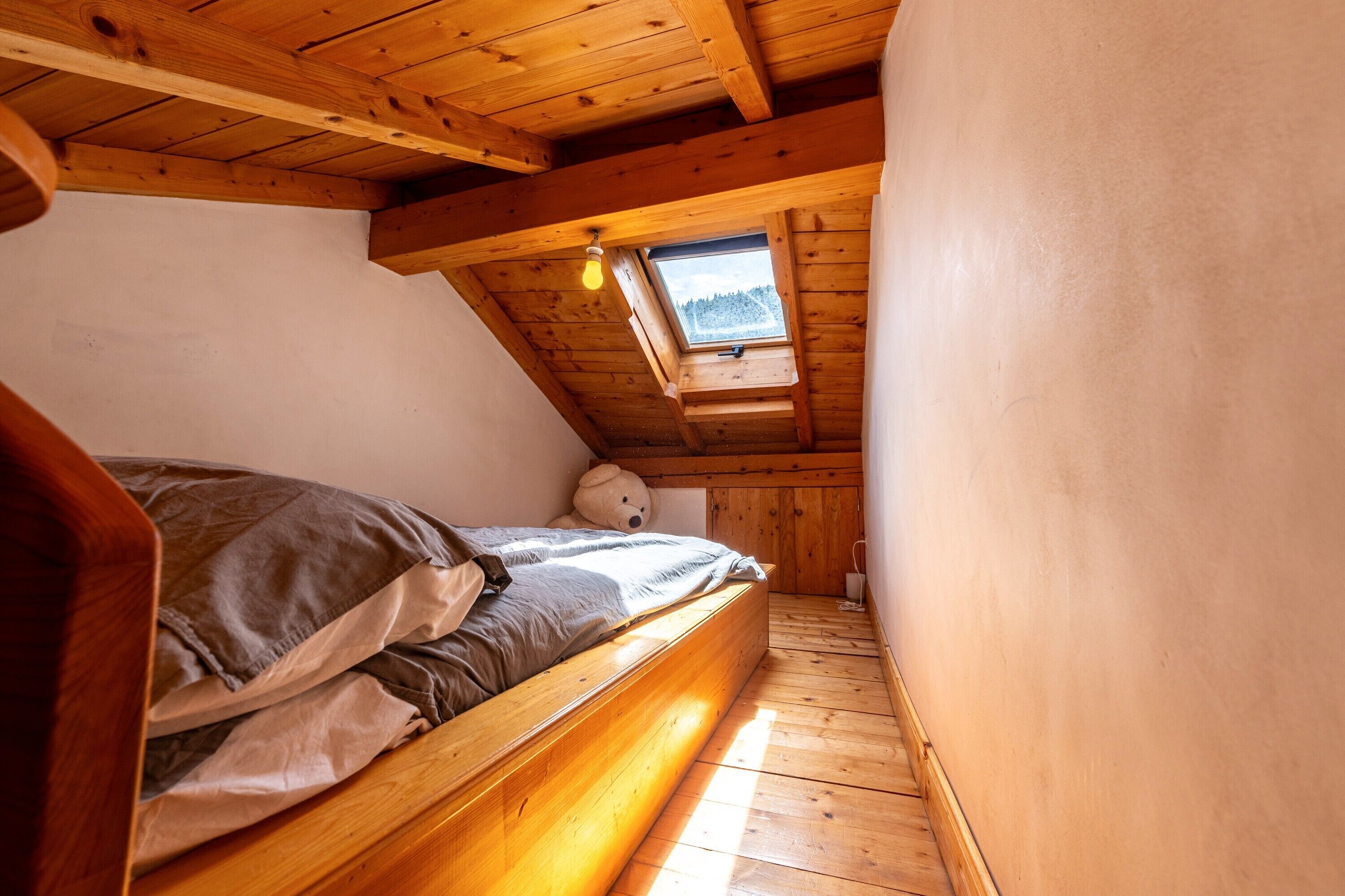 3 habitaciones, tabla de planchar con plancha y wifi gratis 