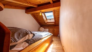 3 habitaciones, tabla de planchar con plancha y wifi gratis