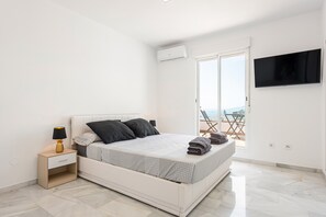 5 bedrooms, free WiFi, bed sheets