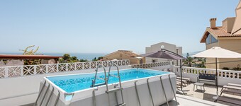 Villa 'Pedregalejo Vistas Al Mar' with Sea View, Wi-Fi and Air Conditioning