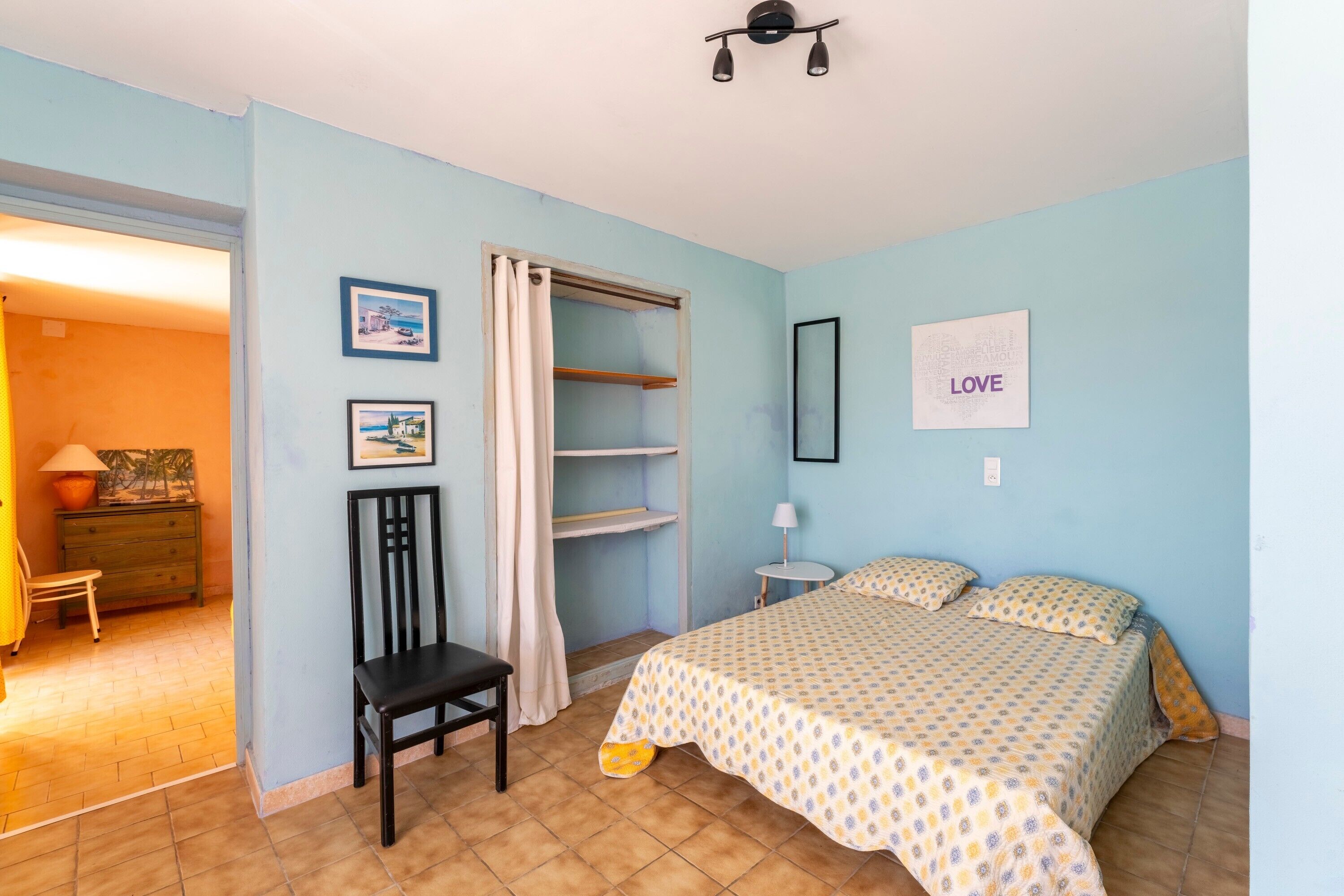 2 makuuhuonetta, ilmainen Wi-Fi