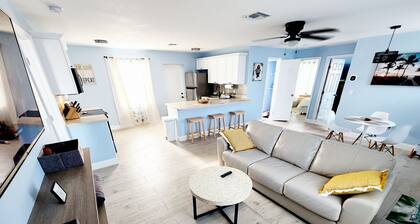 Relaxing Beach Home Only 3 Miles From Beach!