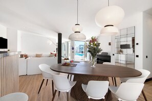 Dining - Villa 'Casa Gina' with Sea View, Wi-Fi and Air Conditioning (Albufeira)