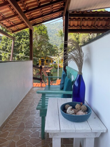 Suites Casa Azul-Vila do Abraão - conforto, limpeza, ótima localização