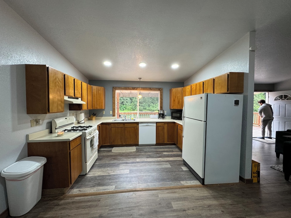 Charming riverfront 2bedroom apartment with WiFi in Cordova Cordova