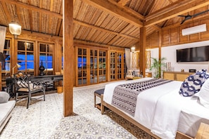 Sidem Suite | 1 bedroom, in-room safe, individually decorated, desk