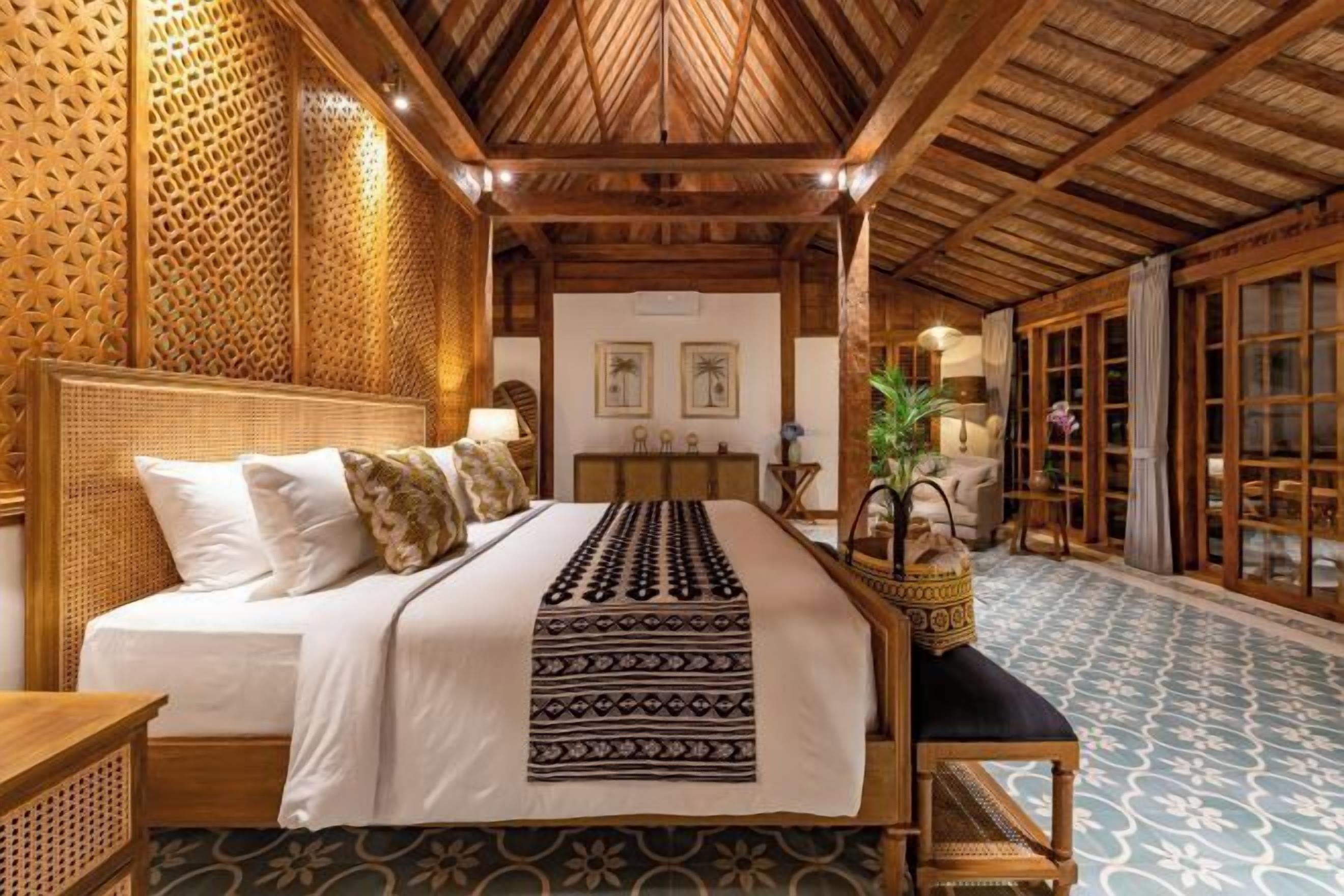 1 室のベッドルーム、セーフティボックス (室内)、客室ごとに異なる装飾、デスク