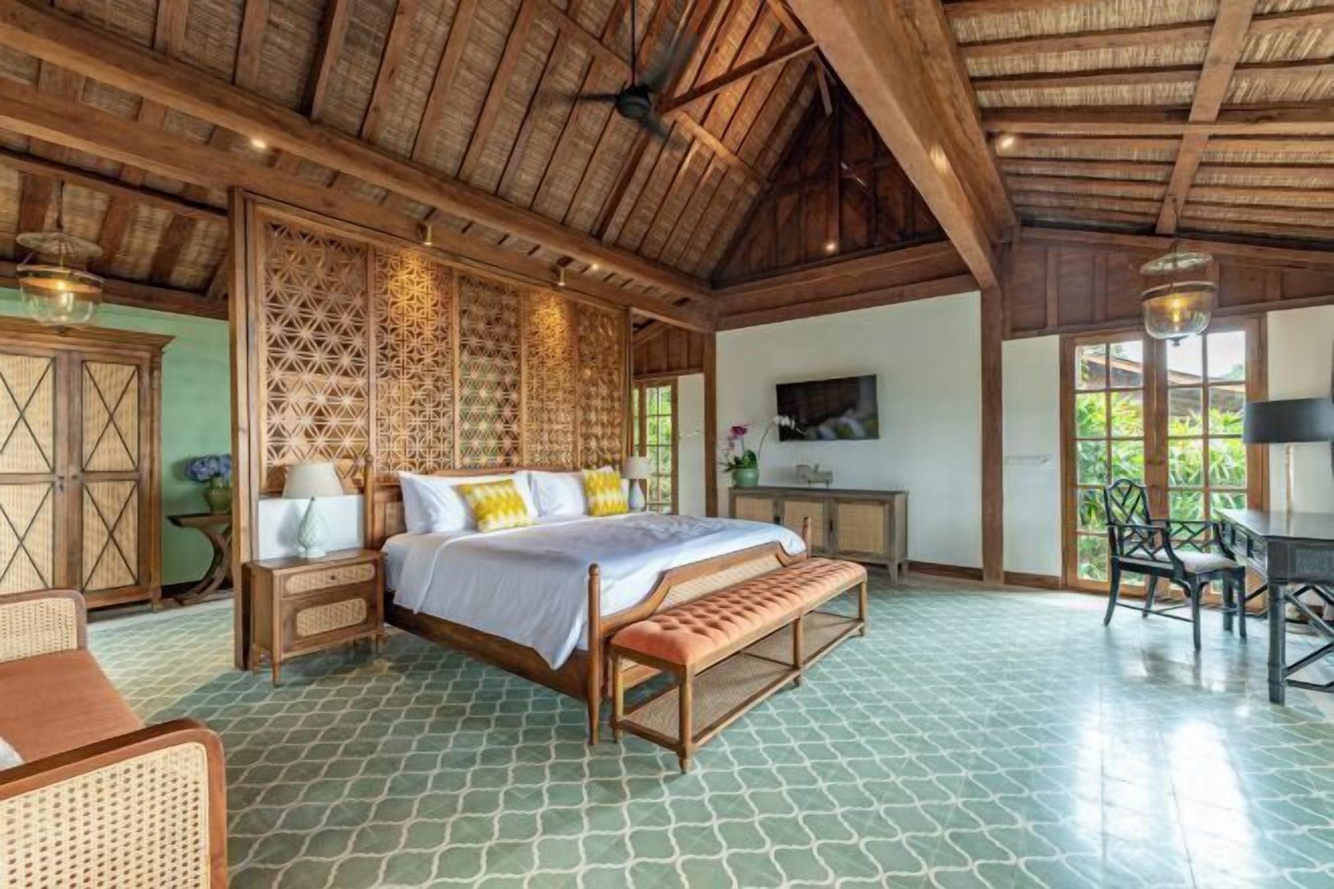 1 室のベッドルーム、セーフティボックス (室内)、客室ごとに異なる装飾、デスク