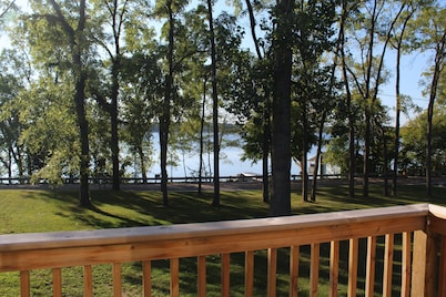 Enjoy Lake & Farm Life