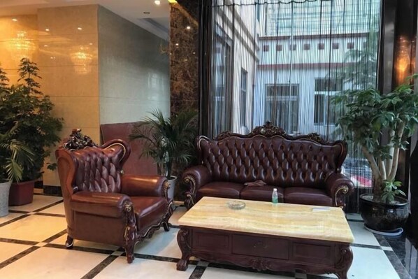 Interior - Jinyuan Hotel (Nang County)