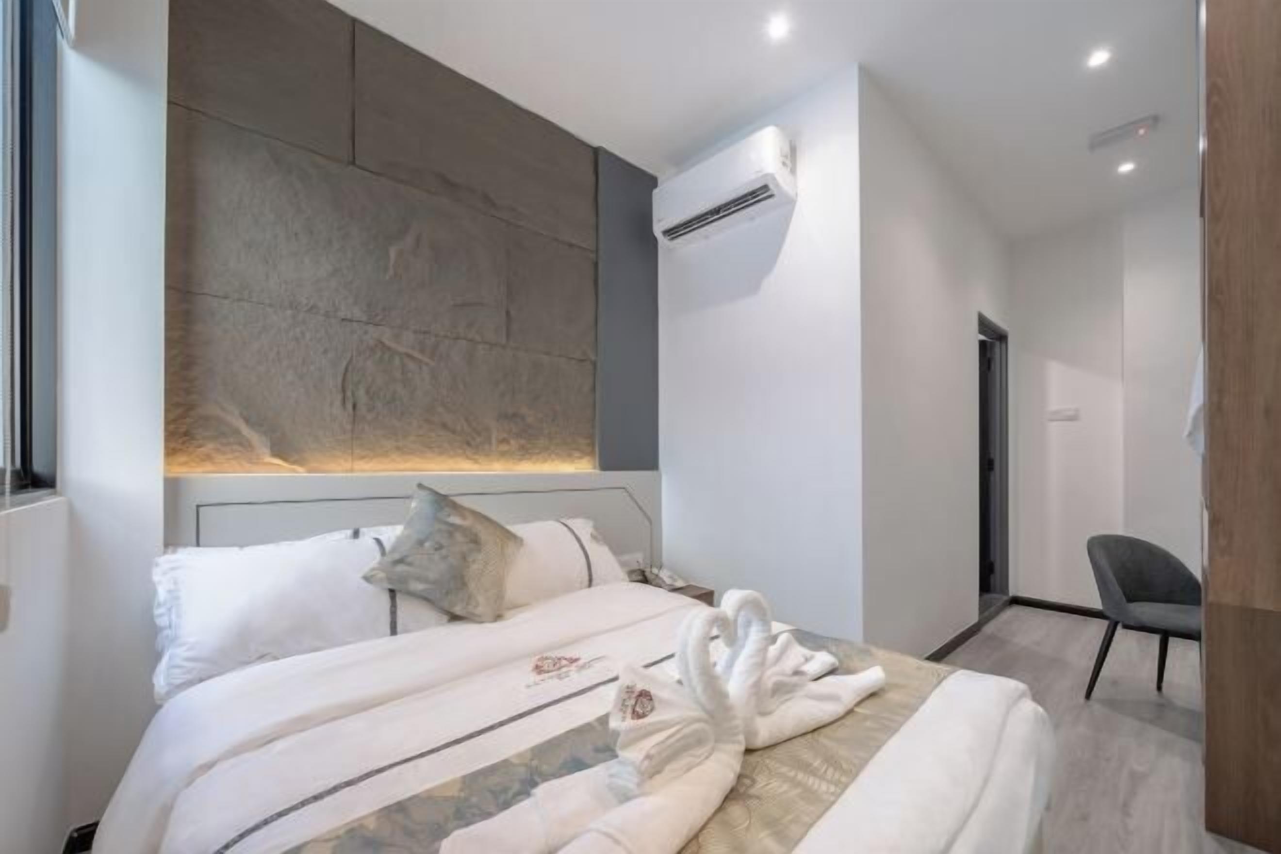 Soundproofing, iron/ironing board