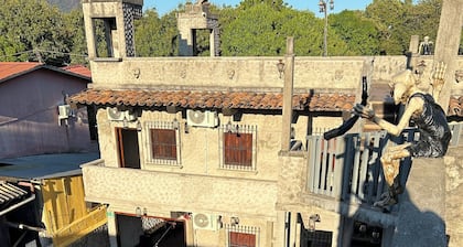 Hostal casa de las gargolas
