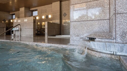 Single use East Wing  Double Smoking 1 night  / Ube Yamaguchi