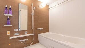 Hair dryer, towels - Nonsmoking Family room Weekly Parking guaran / Naha Okinawa (Naha)