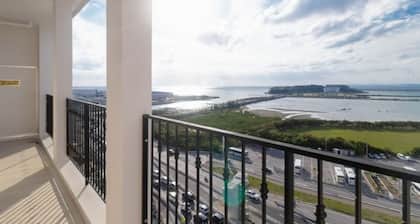 Nonsmoking Double room airport view Parking / Naha Okinawa