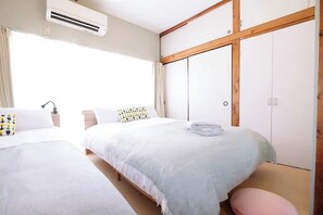 1 bedroom, desk, iron/ironing board, free WiFi - Yumenoya 2045 min walk from Yoyogi Station 2 mi - Yoyogi Flats 204 141 Yoyogi Shibuyaku Tokyo / Shibuya-ku Tokyo (Shibuya-ku)