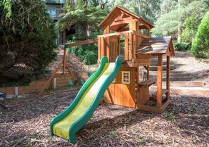 Children’s play area – outdoor