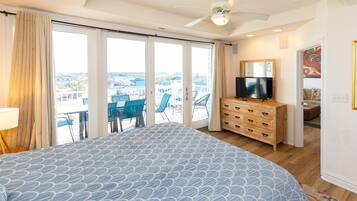 4 bedrooms, free WiFi, bed sheets, wheelchair access