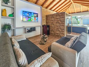TV - Vacation home Maja by Interhome (Imotski)