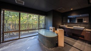 Herbergi - reyklaust (Oruri Suite, with Private Sauna) | Baðherbergi