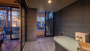 Zimmer, Nichtraucher (Shinshun no Kago Suite,Private Sauna) | Badezimmer | Kostenlose Toilettenartikel, Haartrockner, Handtücher, Shampoo
