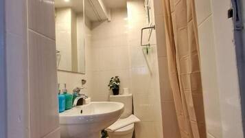 Suíte estúdio conforto, no piso térreo | Banheiro